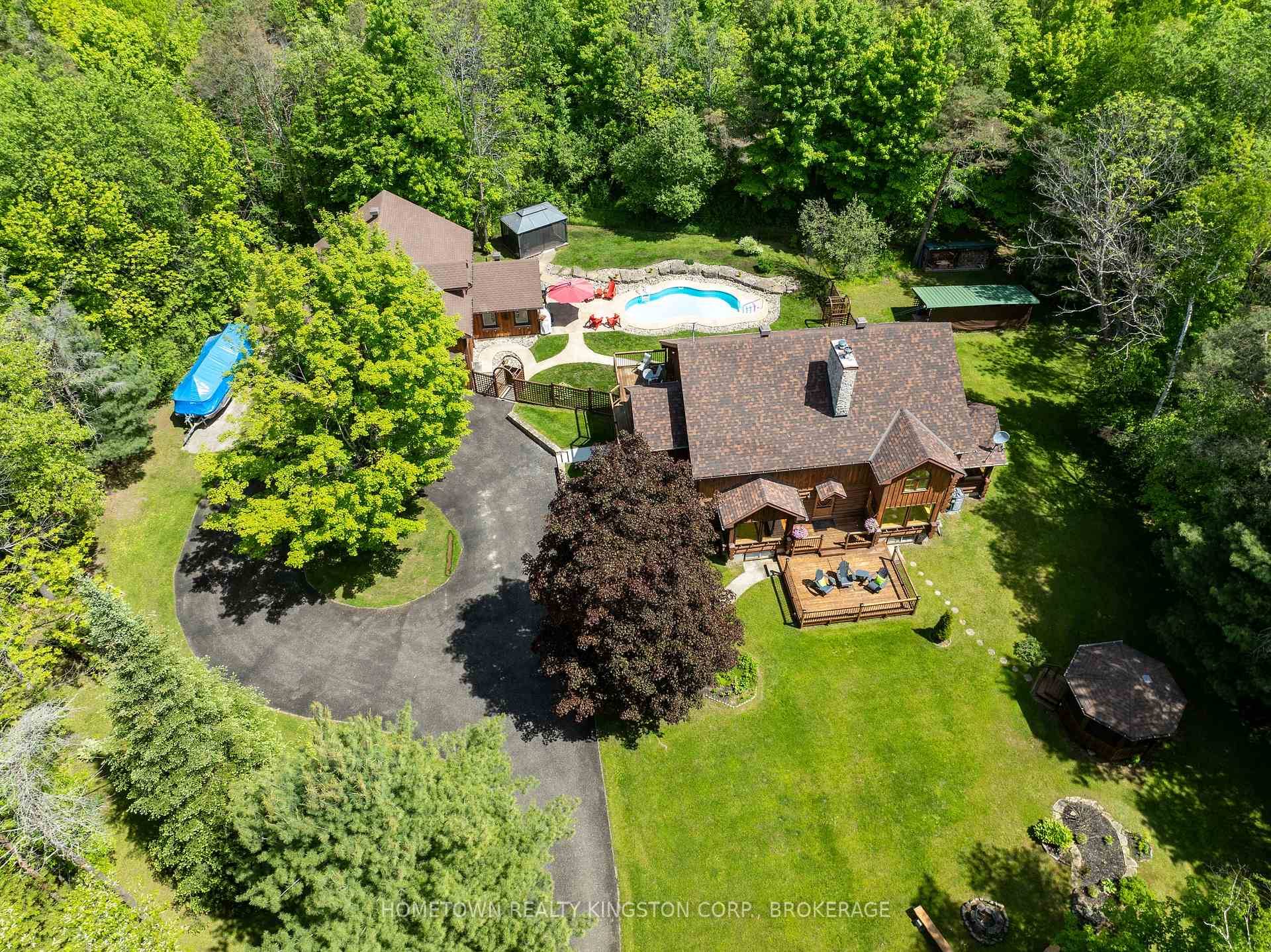 Welcome to Wildwood a beautiful log home country retreat on 3.