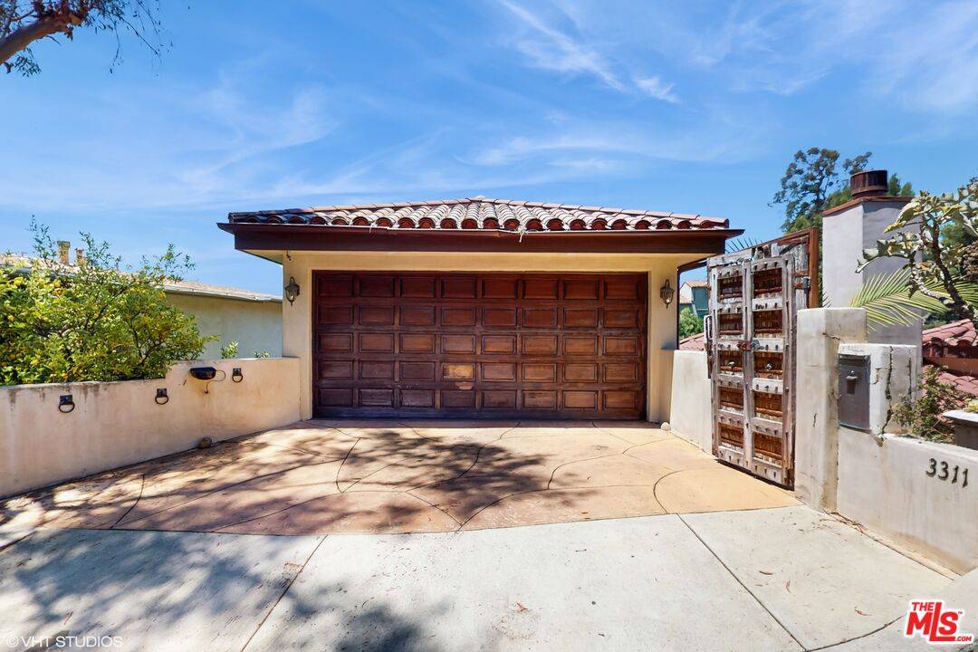 3311   Deronda Dr 4BR Hollywood Hills East La