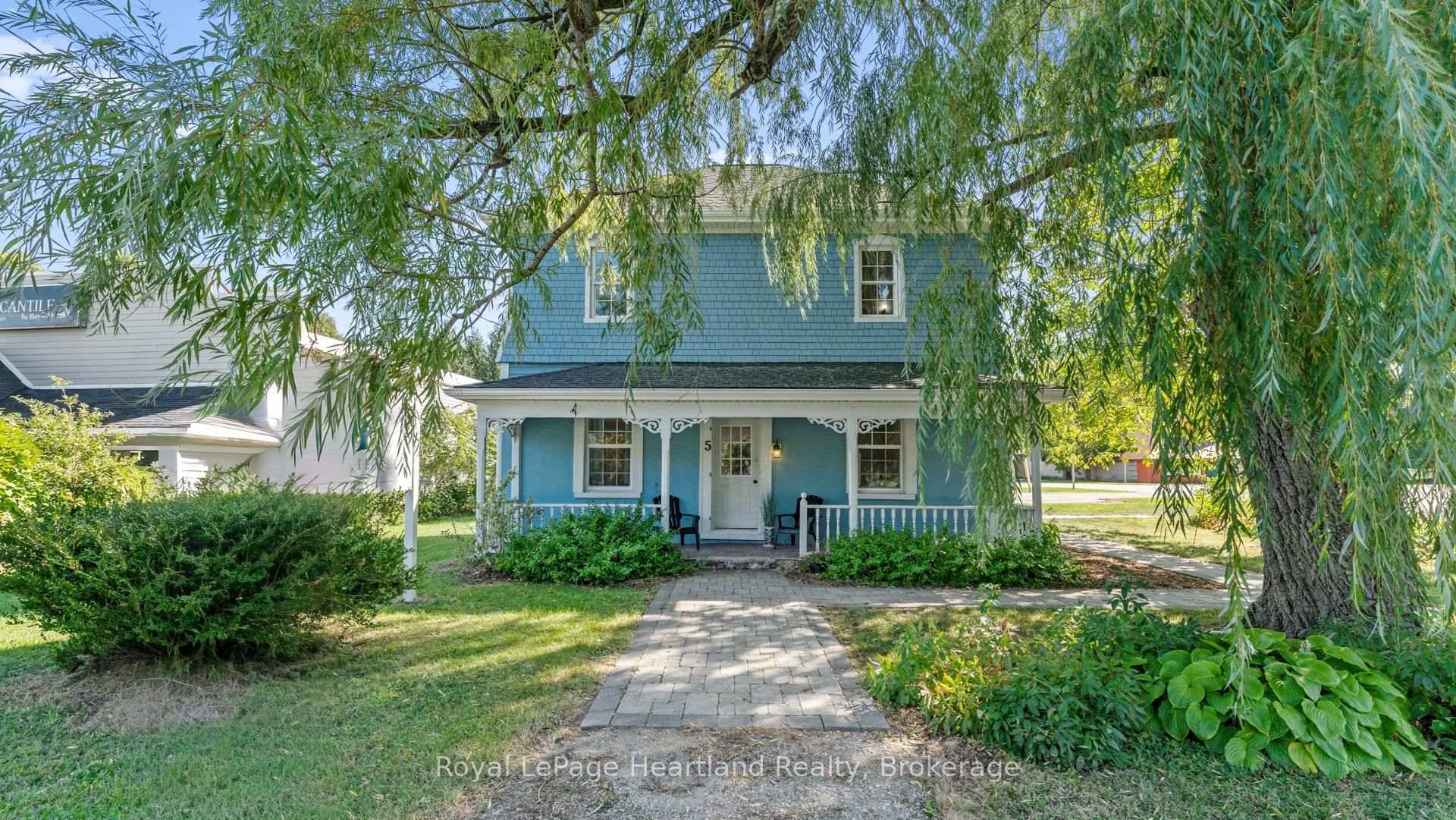Live, Work, and Invest in Charming Bayfield !