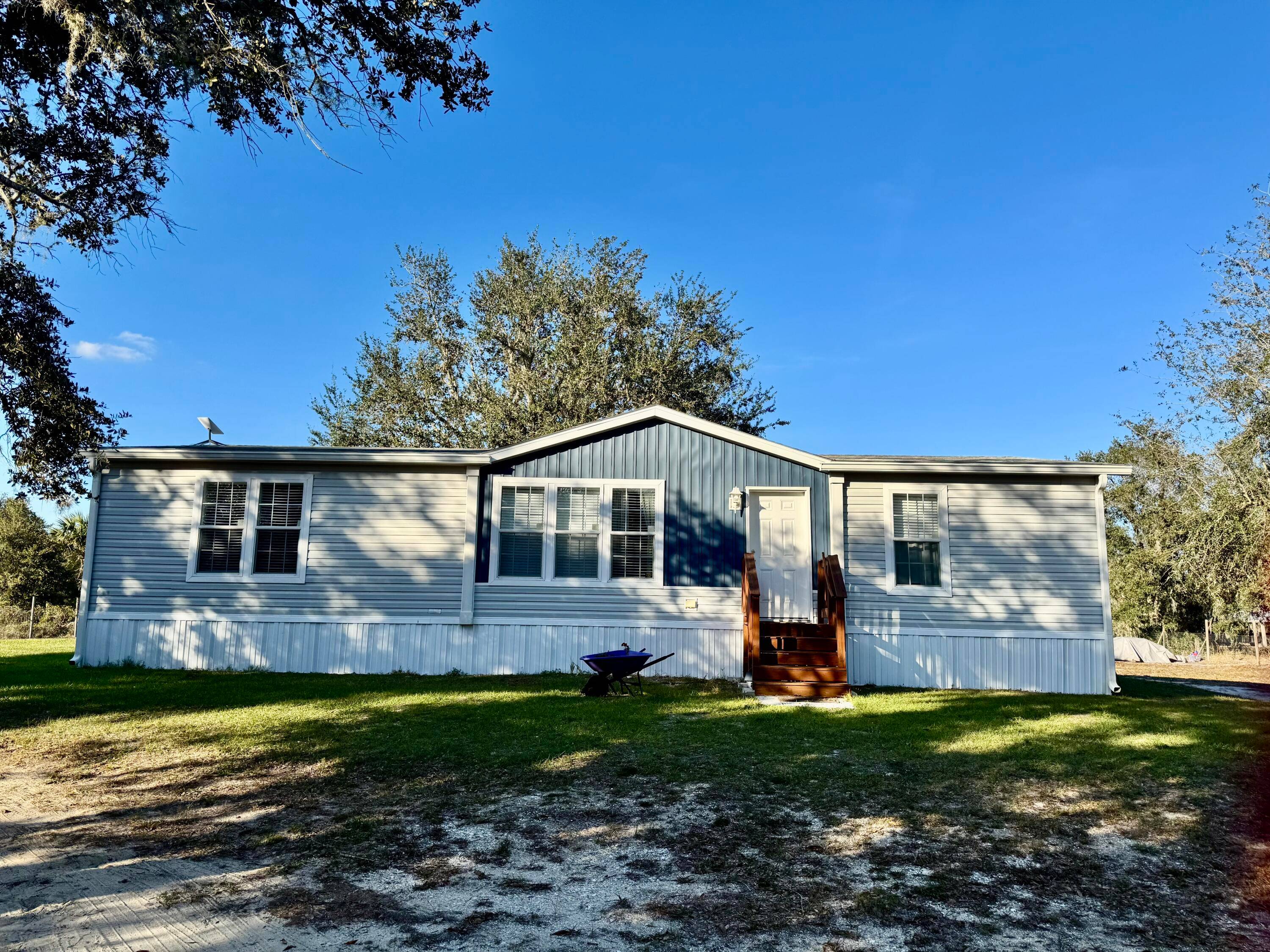 PRISTINE PRIVATE PARADISE on 1.