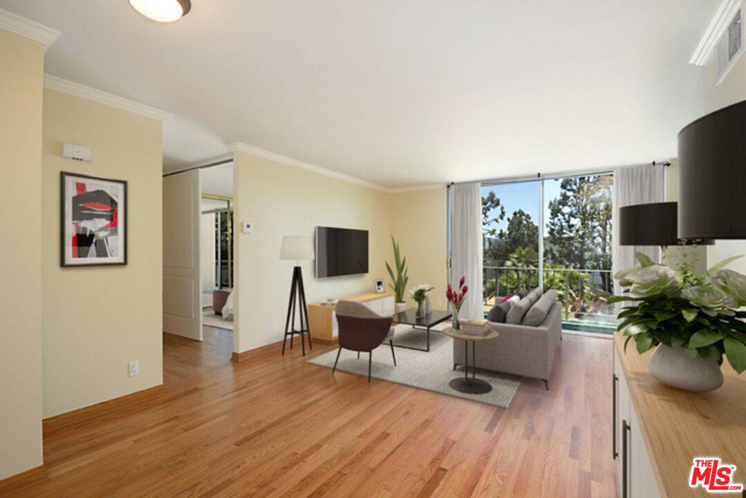 100 S Doheny Dr 2BR Beverly Grove La