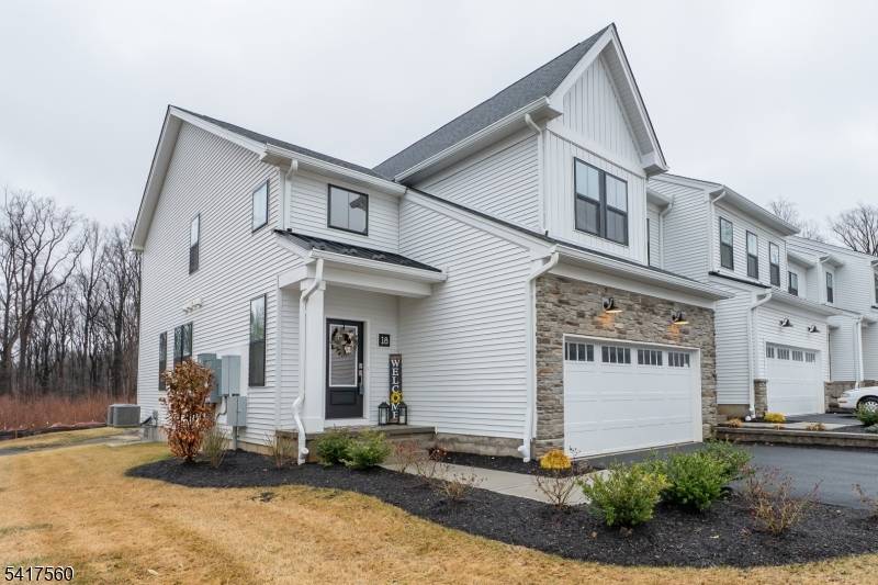 Ground floor primary bedroom suite with walk in closet, a rare find !