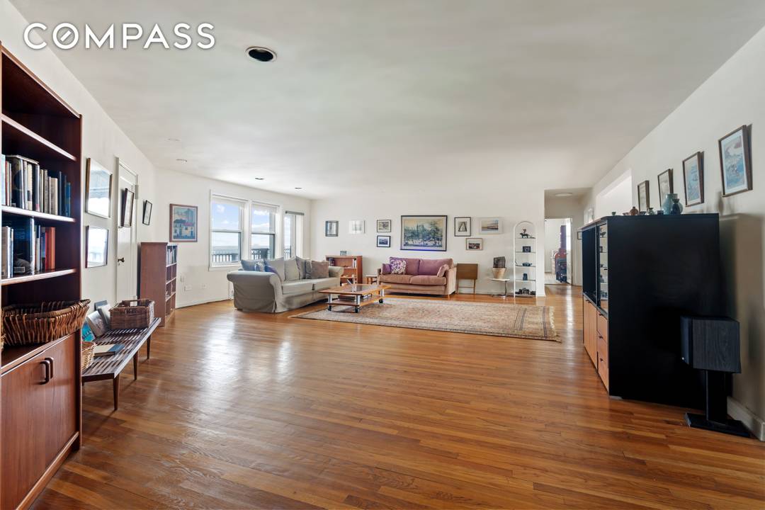 Welcome home to this bright and spacious 1, 840 square foot corner residence.