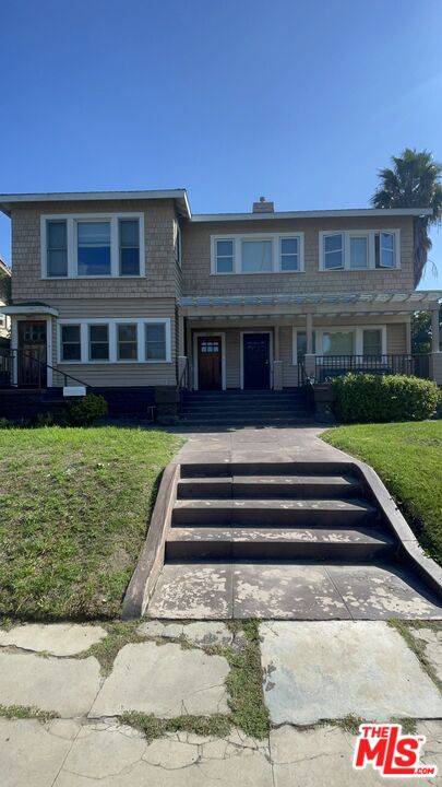 1220   3rd Ave 6BR La