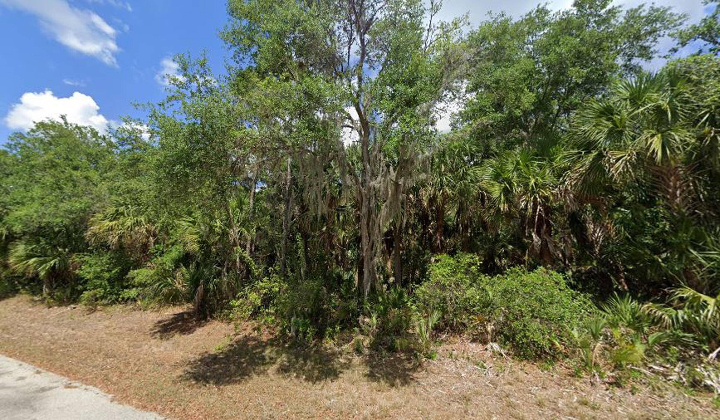 This vacant land spans 11, 600 sq ft 0.