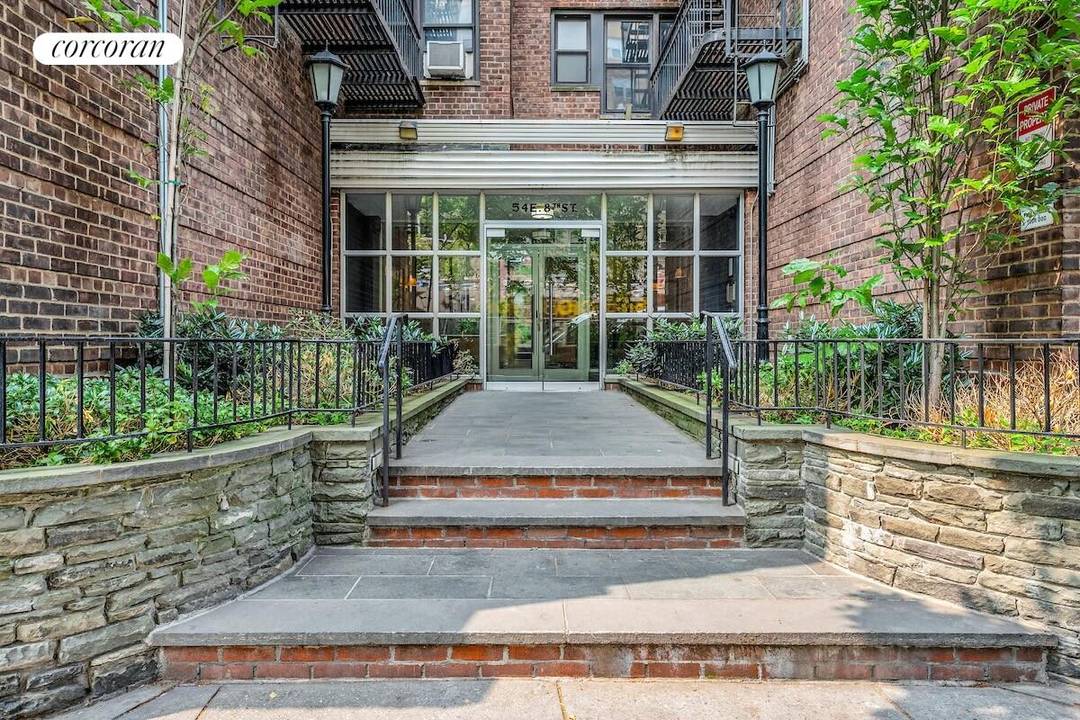 Prime Greenwich Village Residence Apartment 3L 50 54 East 8th Street Heart of Greenwich Village Price 448, 000 This is being sold with a tenant in place with the lease ...