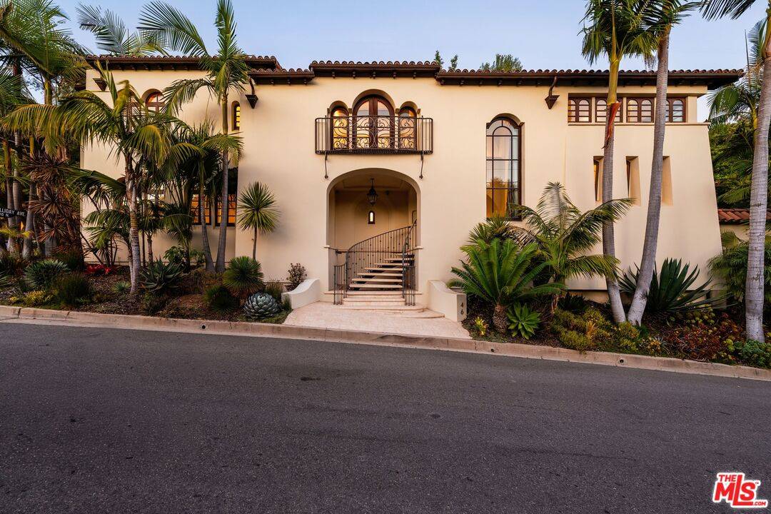 746   Norway Ln 5BR Brentwood La