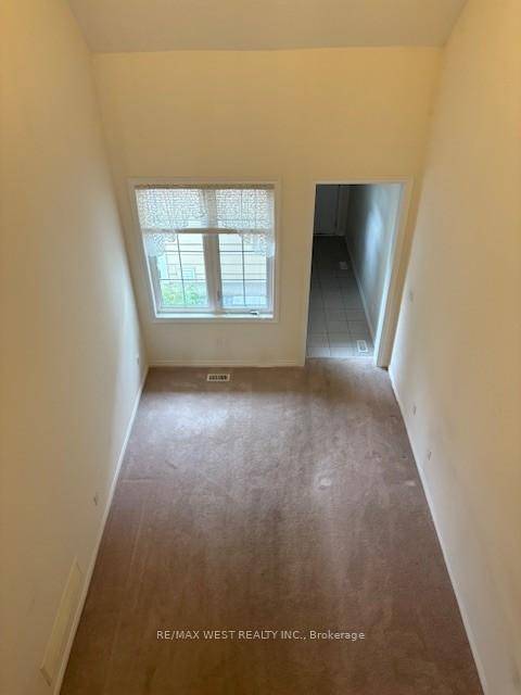 Great Place to Call Home Excellent Community amp ; Location 1665 Sq Plus Finished Basement.