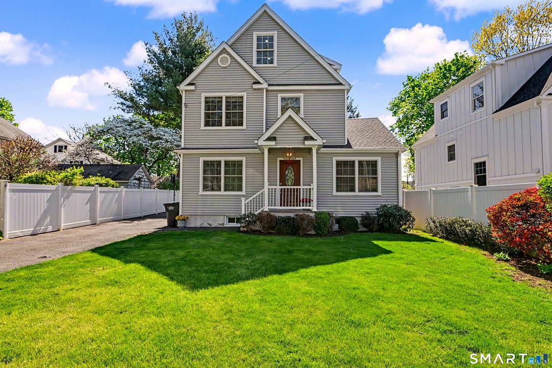 Welcome to the wonderful 3 bedroom with a potential 4th BR, 5 bath rental located on a quiet cul de sac.
