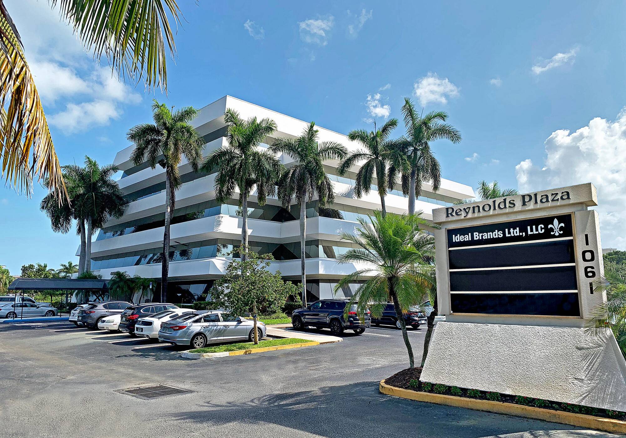Newly renovated first class office building with new owners !