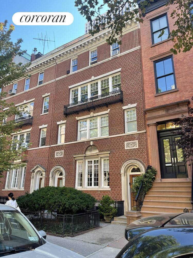 This 2, 800 sq ft upper duplex 3rd 4th floors plus basement storage offers beautifully updated prewar living across the third and fourth floors of a 26.