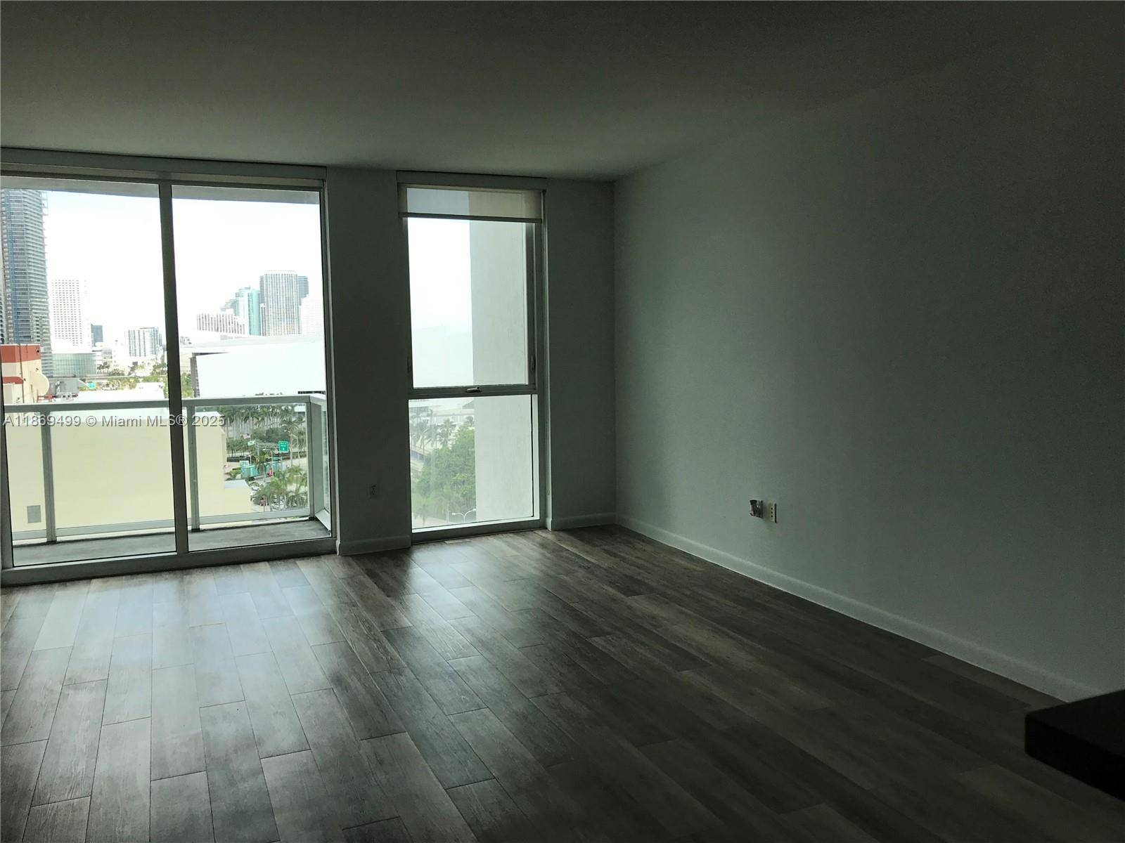 Great opportunity to buy a 1 bedroom 1 bathroom unfurnished unit rented with long term tenant.