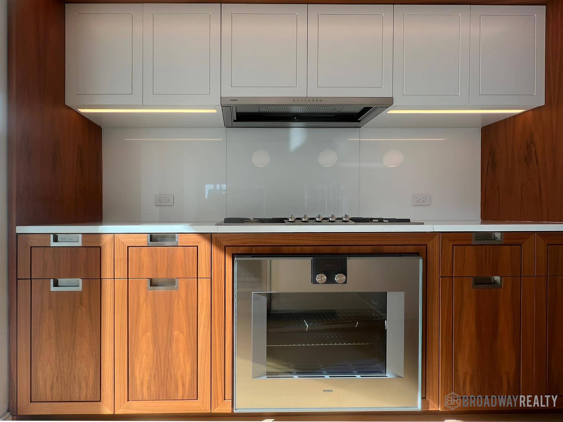 The opportunity to make history as the first to live at 1289 Lexington Avenue awaits !