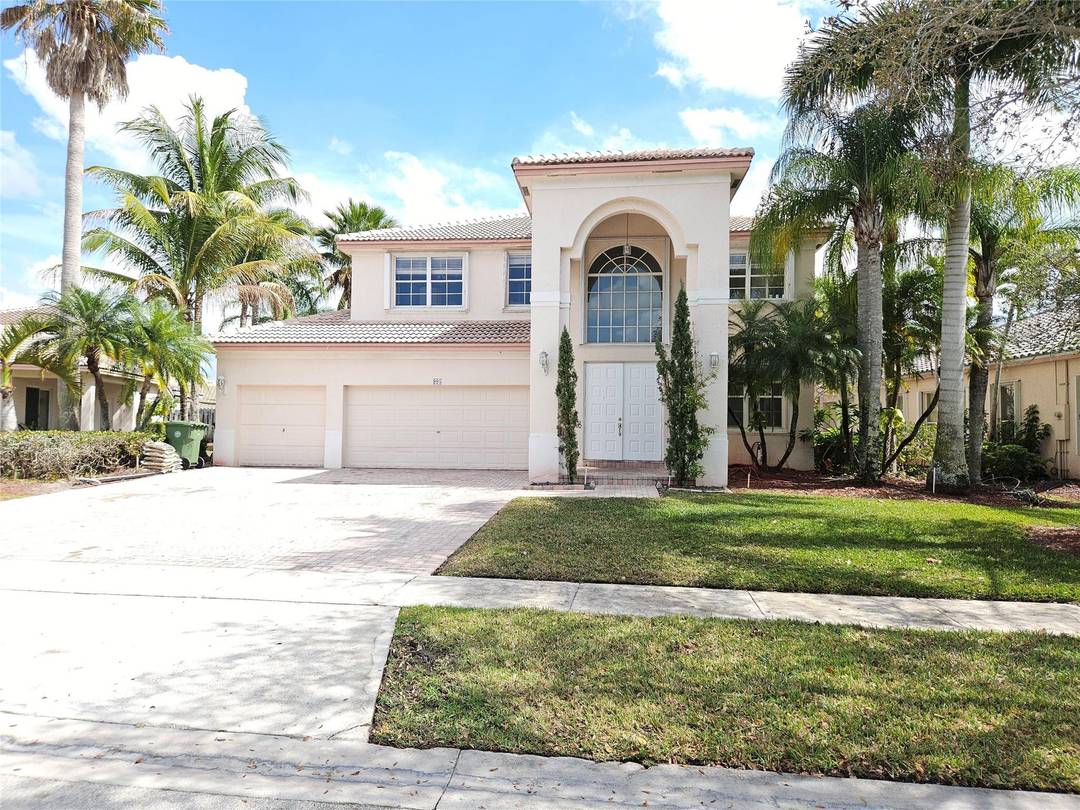 Largest model in The Point Subdivision in a 24 hour gated Pembroke Isles community.