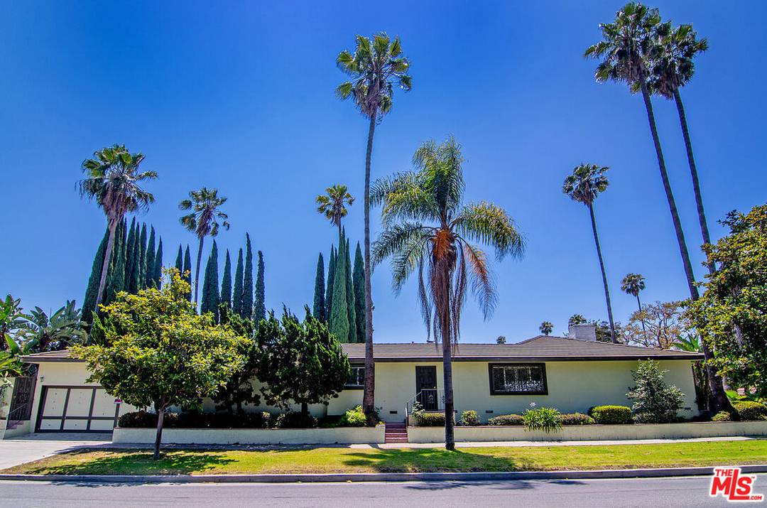 180  N Highland Ave 3BR Hancock Park La