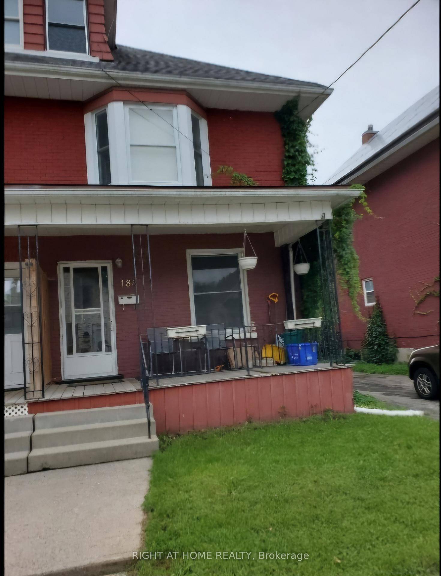 LOCATED CLOSE TO SCHOOLS, SHOPPING, TRANSIT, 3 CAR PARKING.