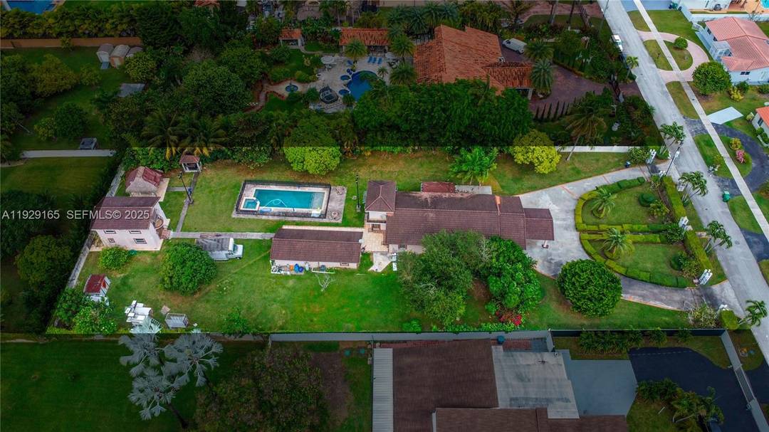 Rare opportunity in West Miami !