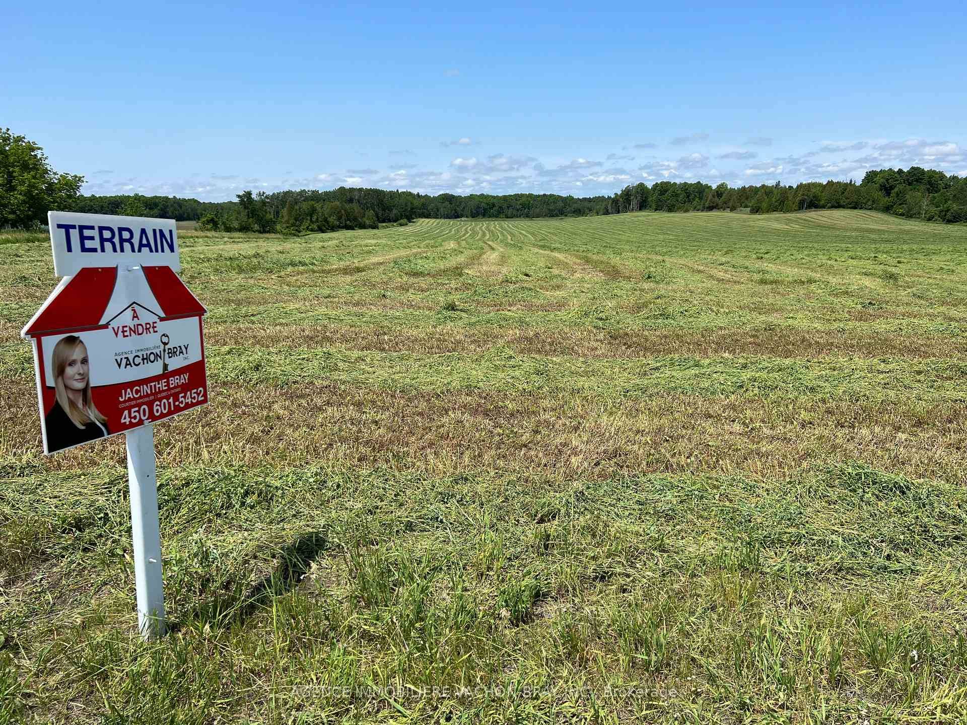 Country life ! Looking for a country property that will offer you loads of privacy then this could be the one for you.