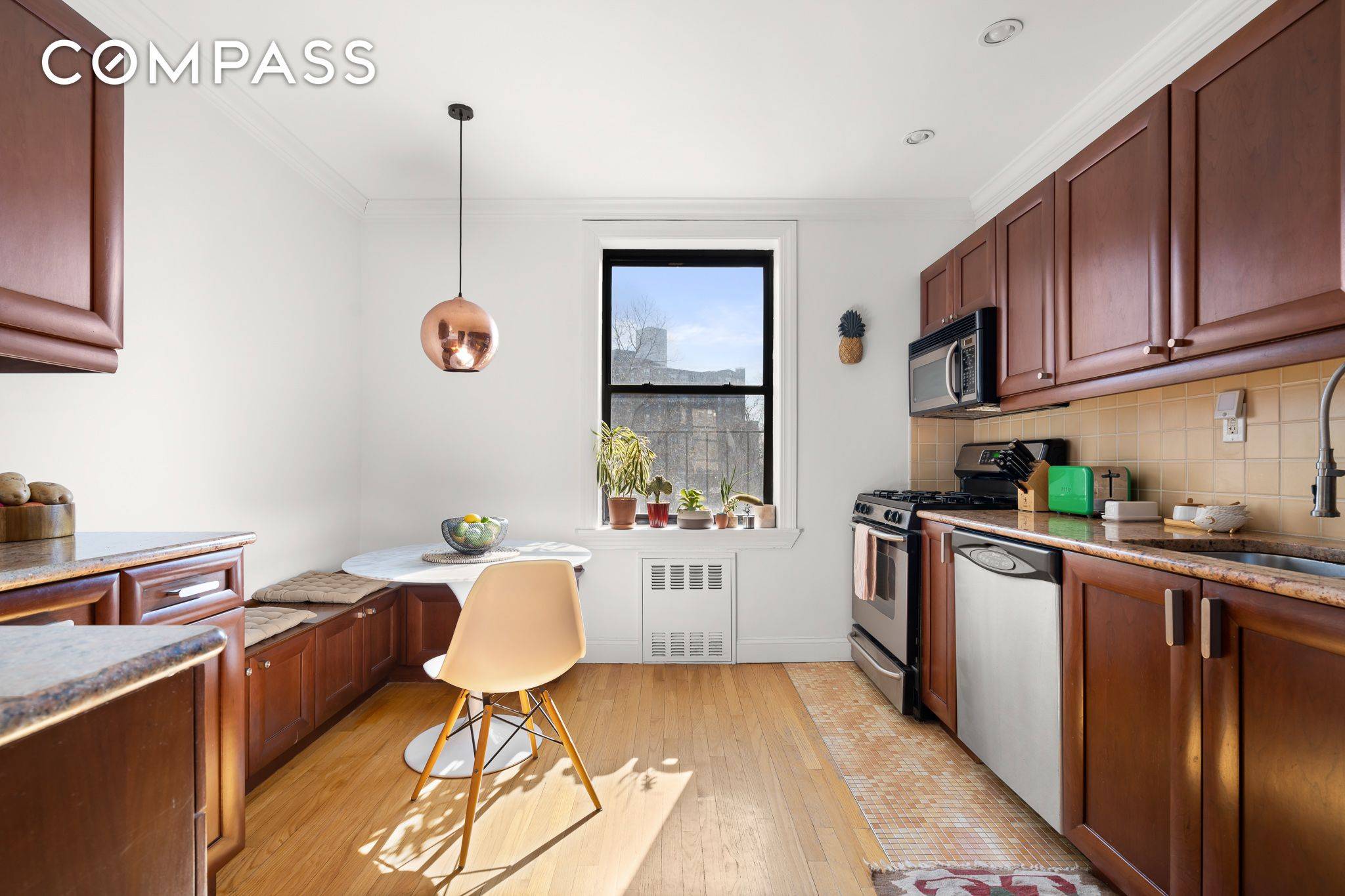 Expansive and renovated true 2 bedroom apartment at The Burton.