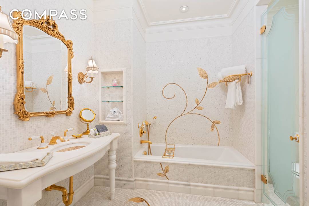 Welcome to one of the most coveted Plaza Suites an exquisite residence with soaring 11 foot ceilings that creates an extraordinary sense of space and grandeur.