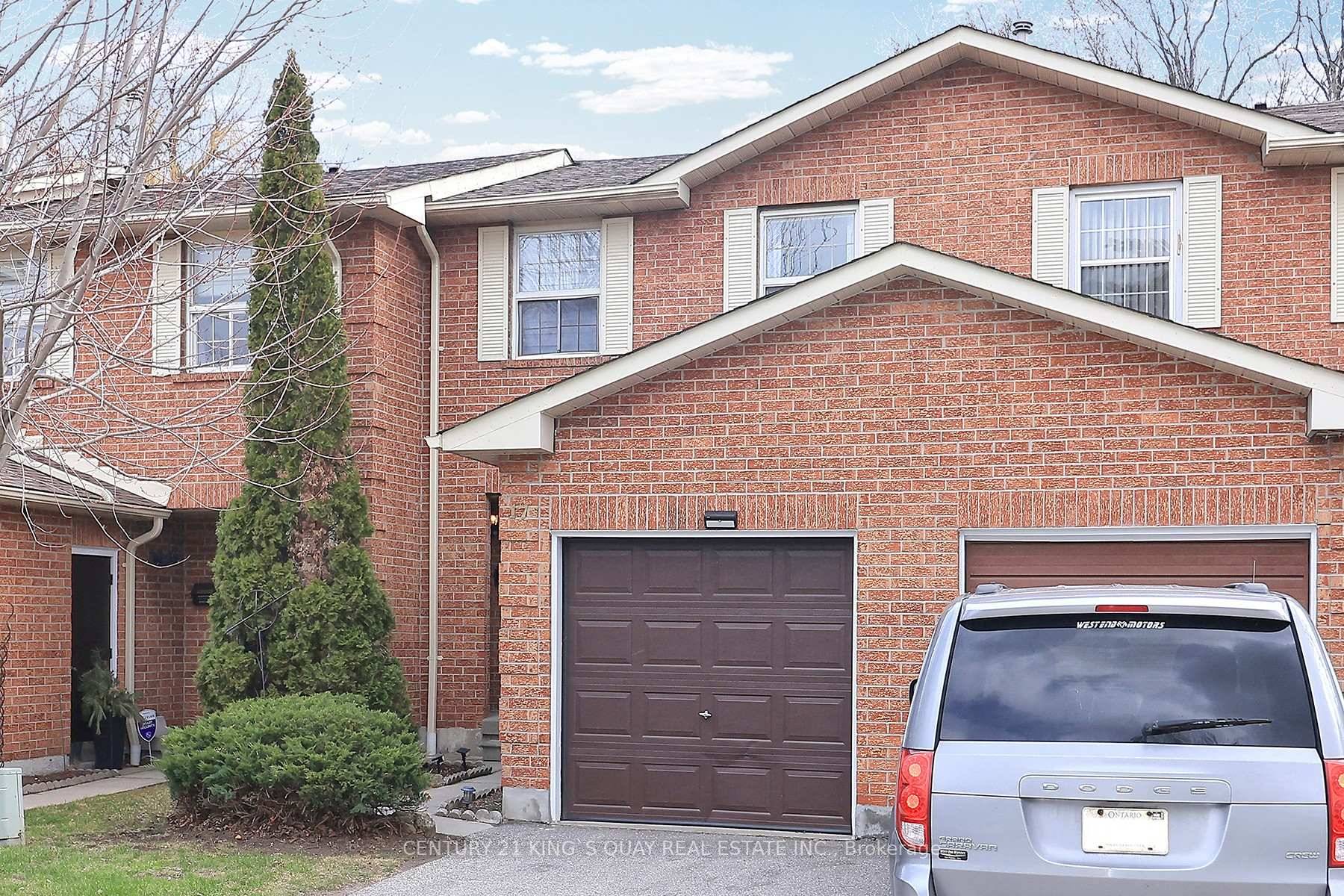 Discover this delightful 3 bedroom, 2 bathroom townhouse nestled in the heart of Scarborough Village.