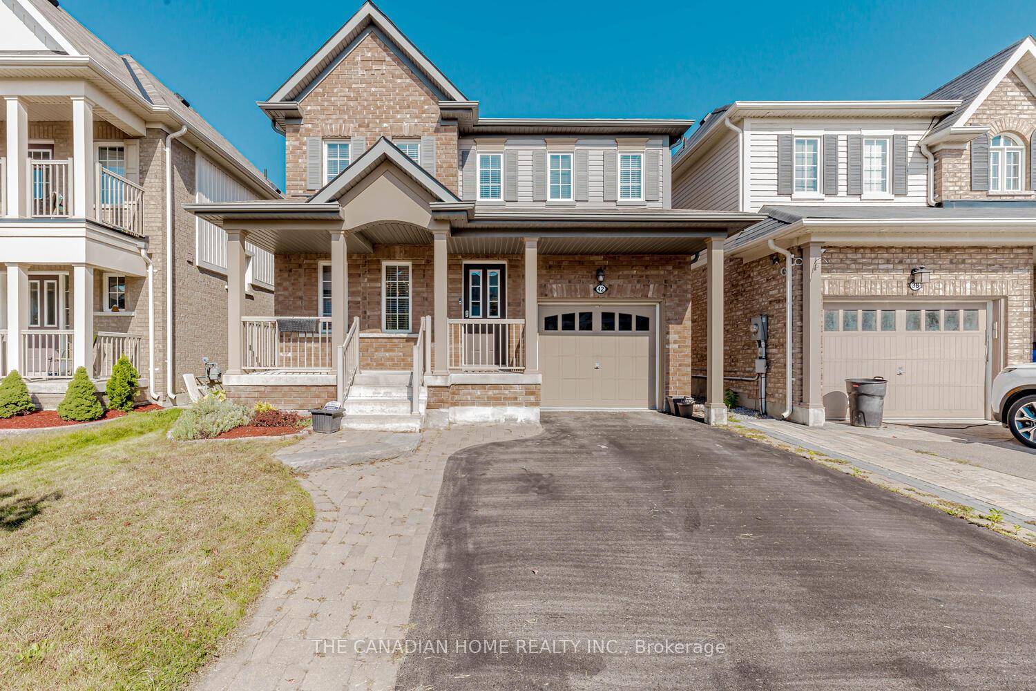LOCATION... LOCATION ! ! Stunning amp ; Stylish Detached house for rent in the premium Northglen community of Bowmanville.