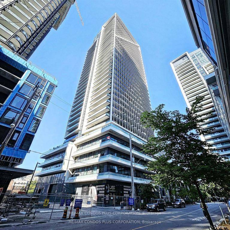 A must see Modern 2 bedroom, 2 bathroom condo in Liberty Village, downtown Toronto.