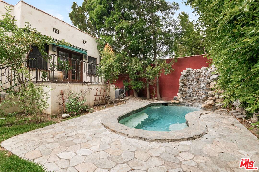 312 El Camino Dr 4BR Beverly Hills La
