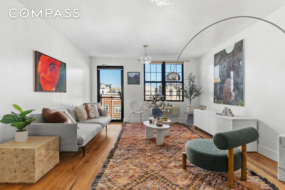 Sun drenched living meets expansive outdoor space in this top floor Bed Stuy condo featuring a rare amenity your own private 580 square foot roof deck with panoramic Brooklyn views.