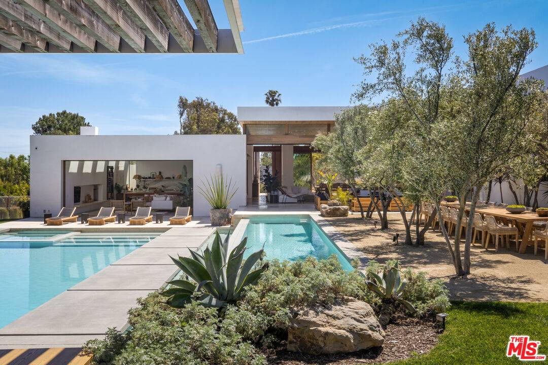 28837 Selfridge Dr 5BR Malibu La