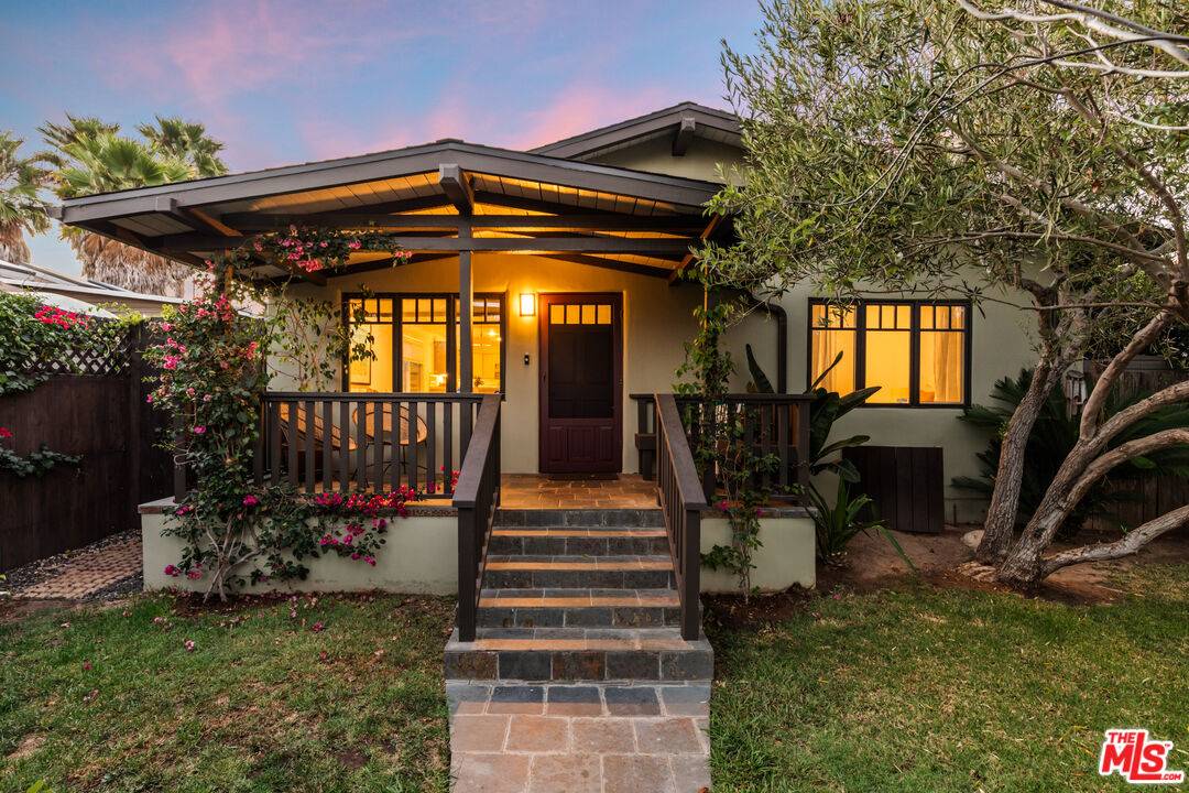 663   Santa Clara Ave 3BR Marina Del Rey La