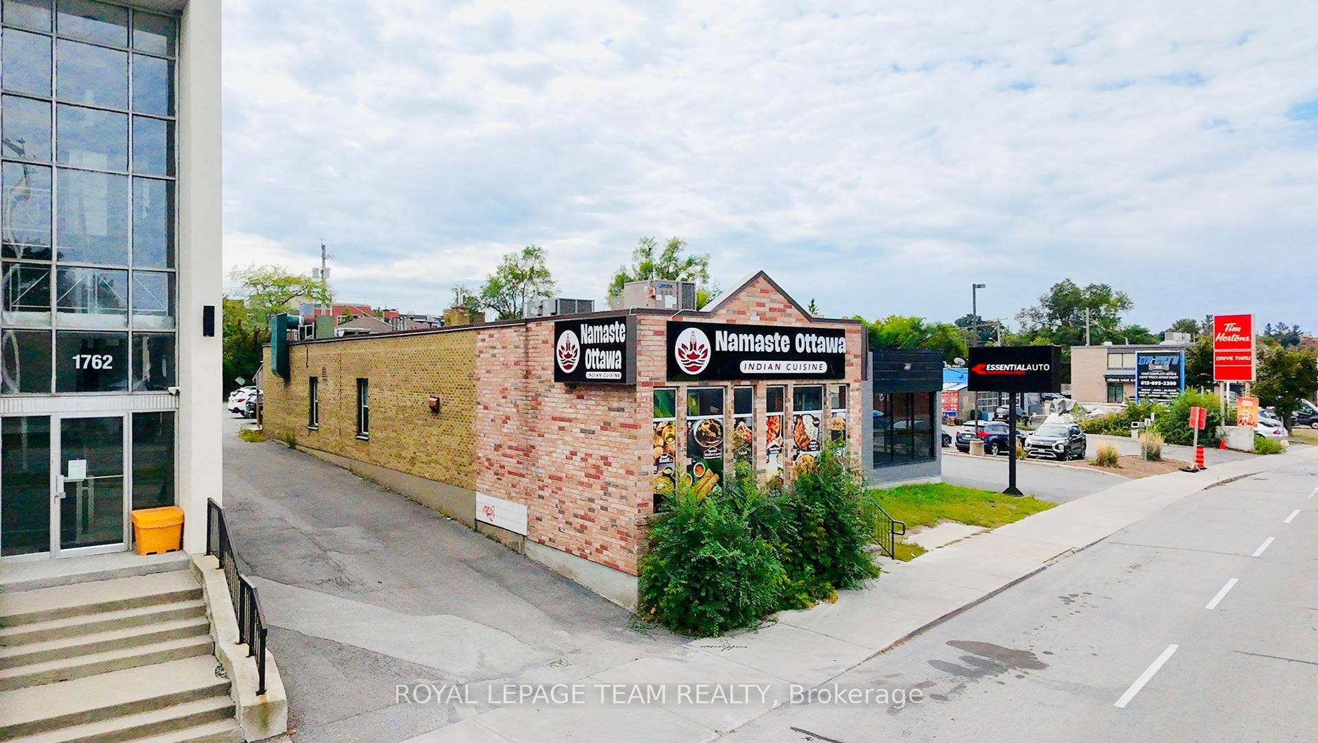 An incredible opportunity to own Namaste Ottawa, a well established and profitable Indian restaurant in an amazing location.