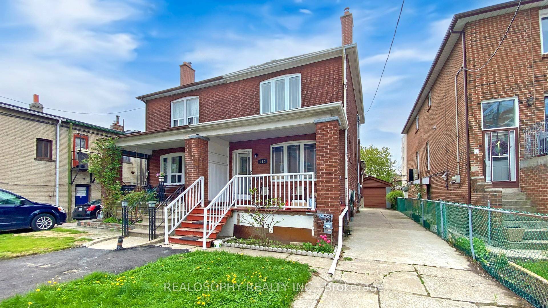 Bright amp ; Renovated 1 Bedroom Basement Apartment Furnished and All Inclusive.
