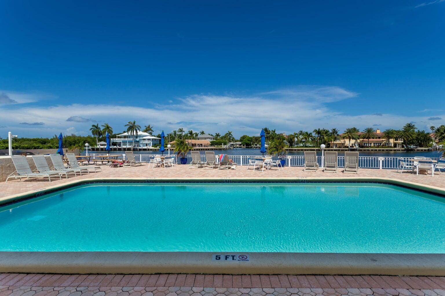DIRECT Intra Coastal waterfront COMMUNITY !
