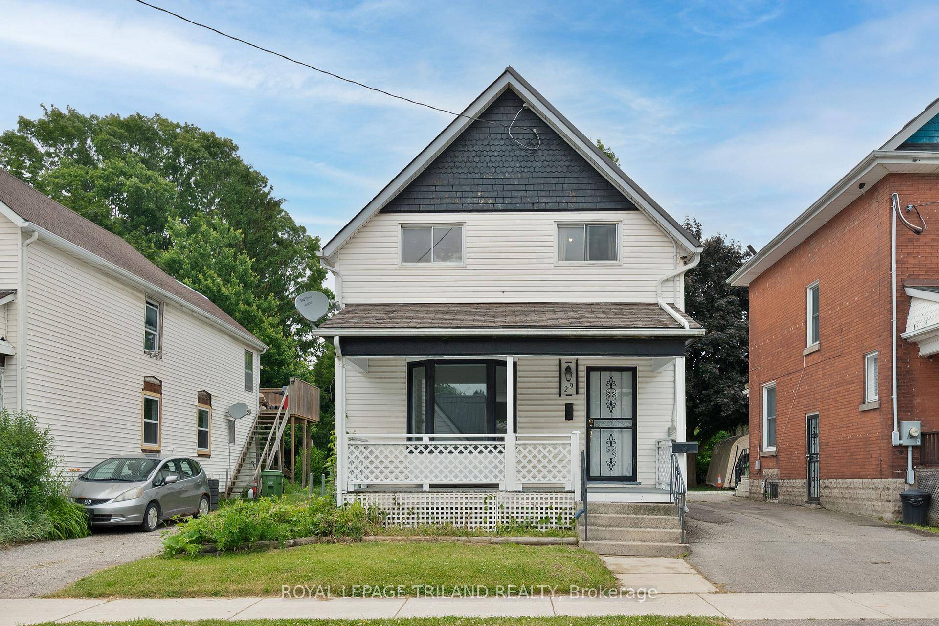 Welcome, Welcome, Welcome to this spacious 3 bedroom, 1 and a half bath home.