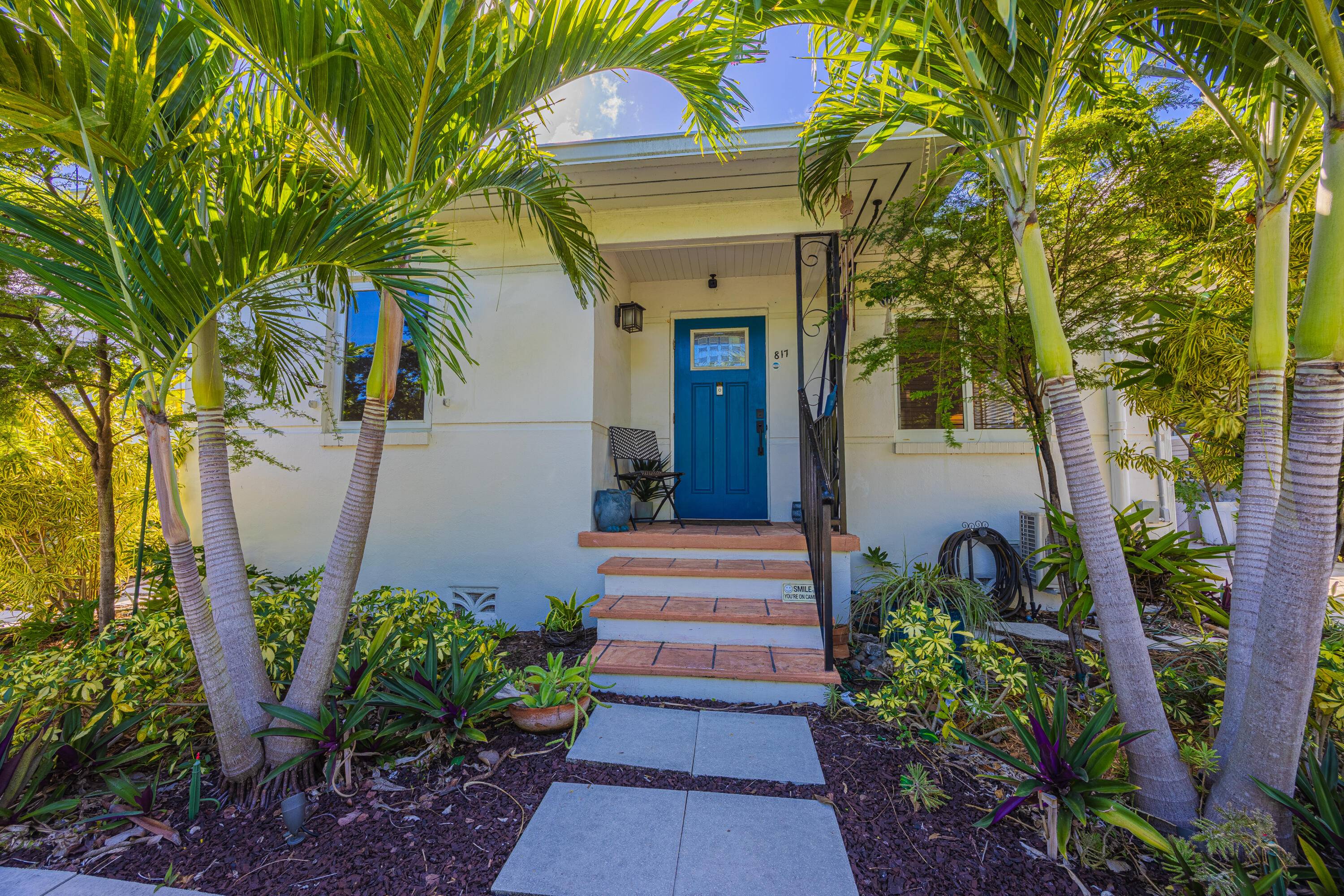 Welcome to this beautifully updated home perfectly situated in the heart of Lake Worth !