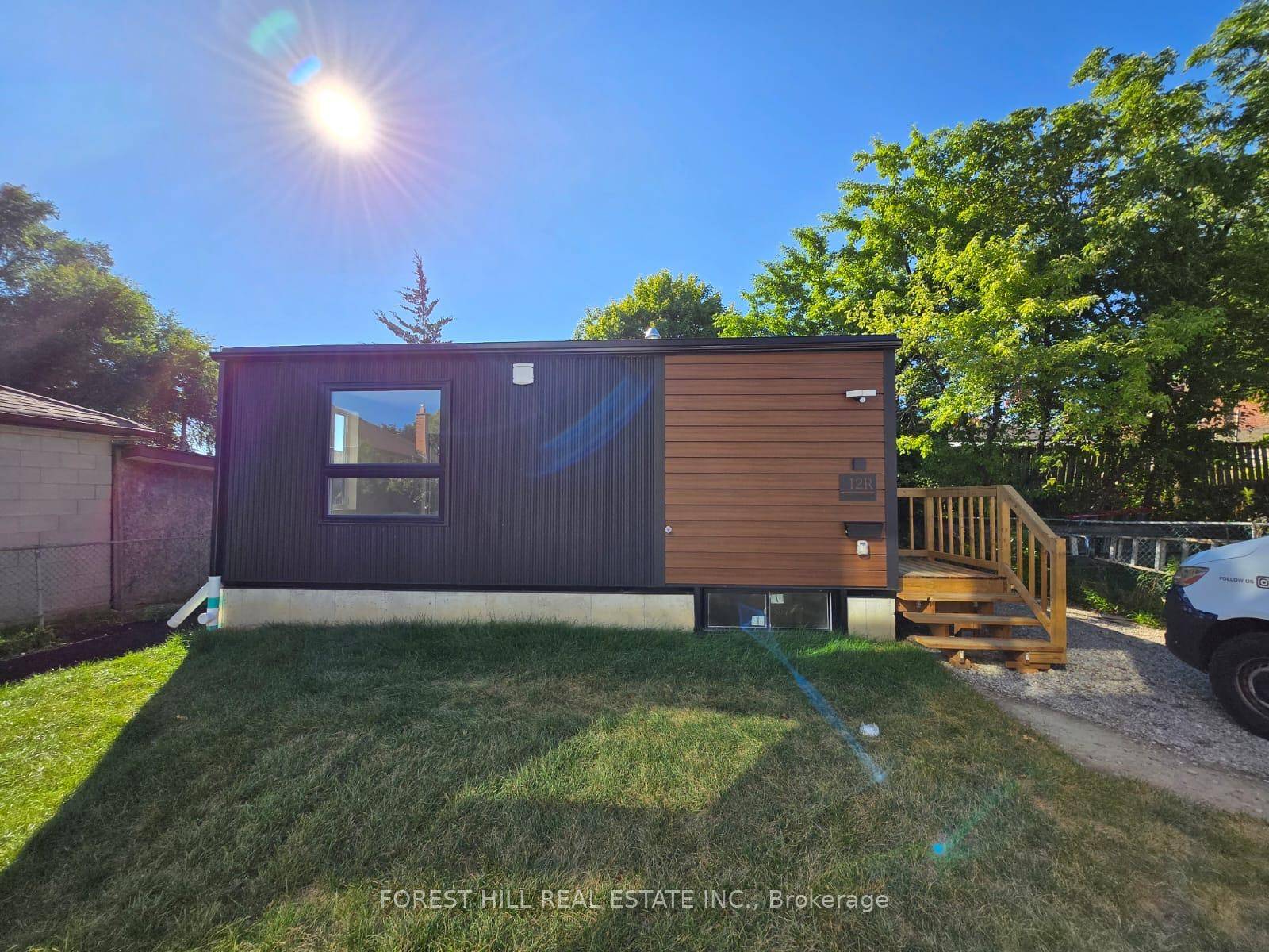 Complete privacy, ! ! 4 bedroom, 4 bathroom, one parking, brand new, never lived in, stainless steel appliances, pot lights and laminate thru out, open concept, lots of windows, quiet ...