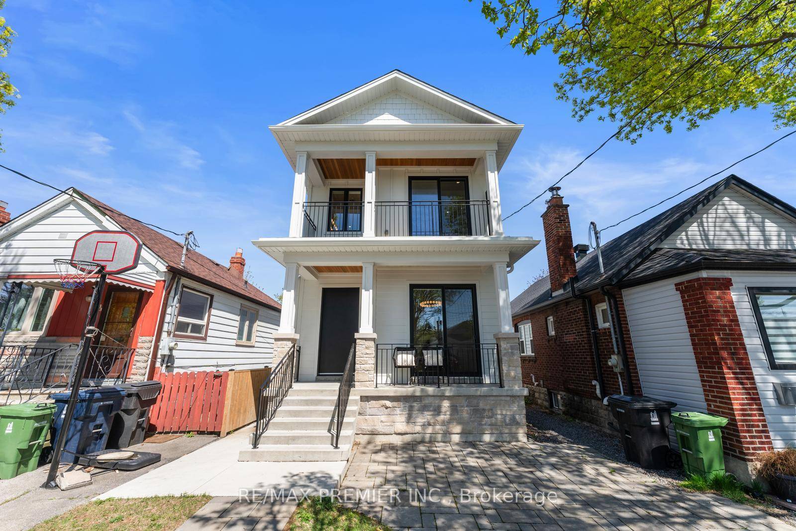Designer New Build In South Etobicoke's New Toronto Community.