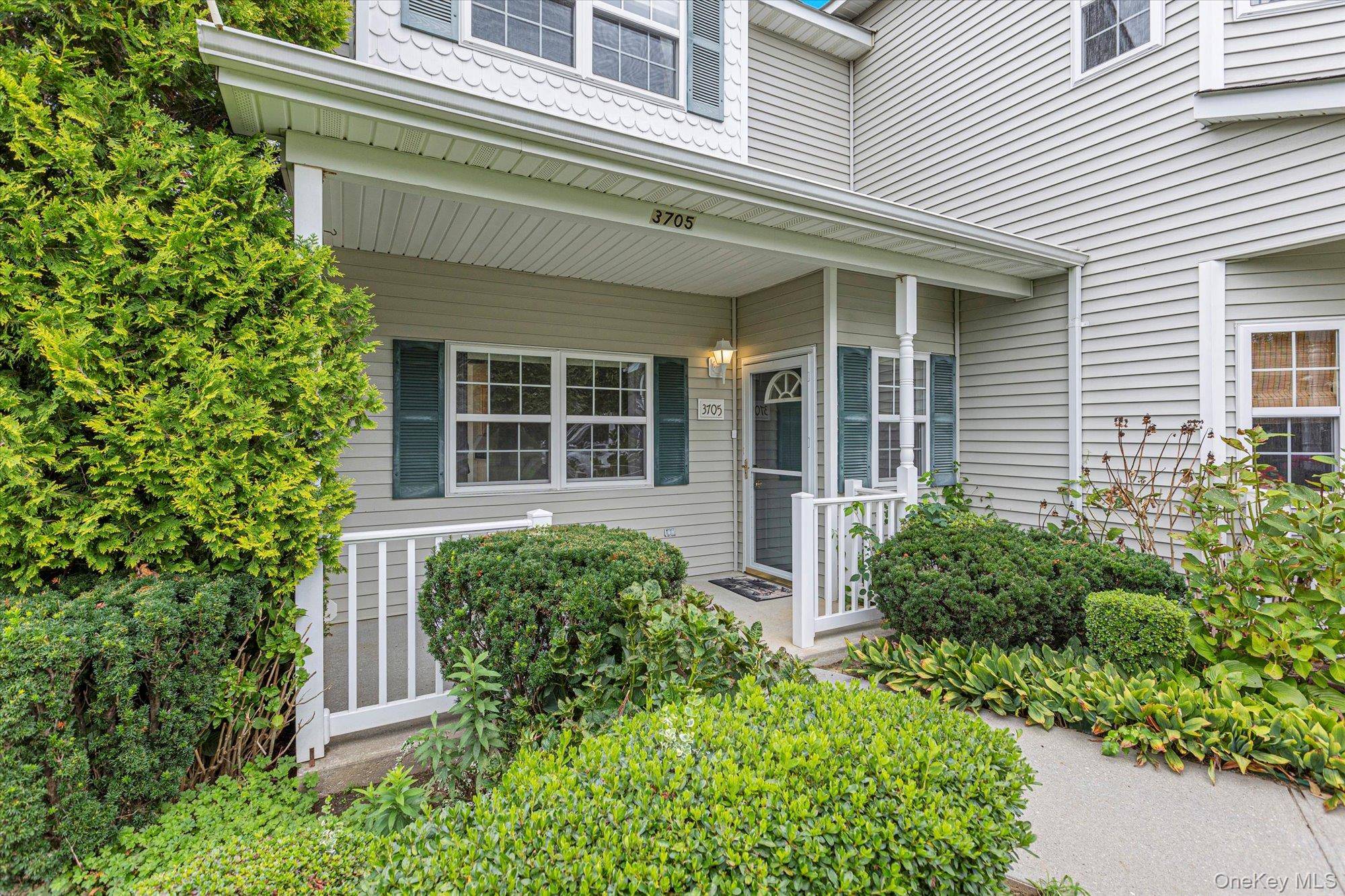 This 2 bedroom end unit ranch home is in a prime location offering maximum privacy, set back from the road, and bordering both premier golf course and pond in coveted ...