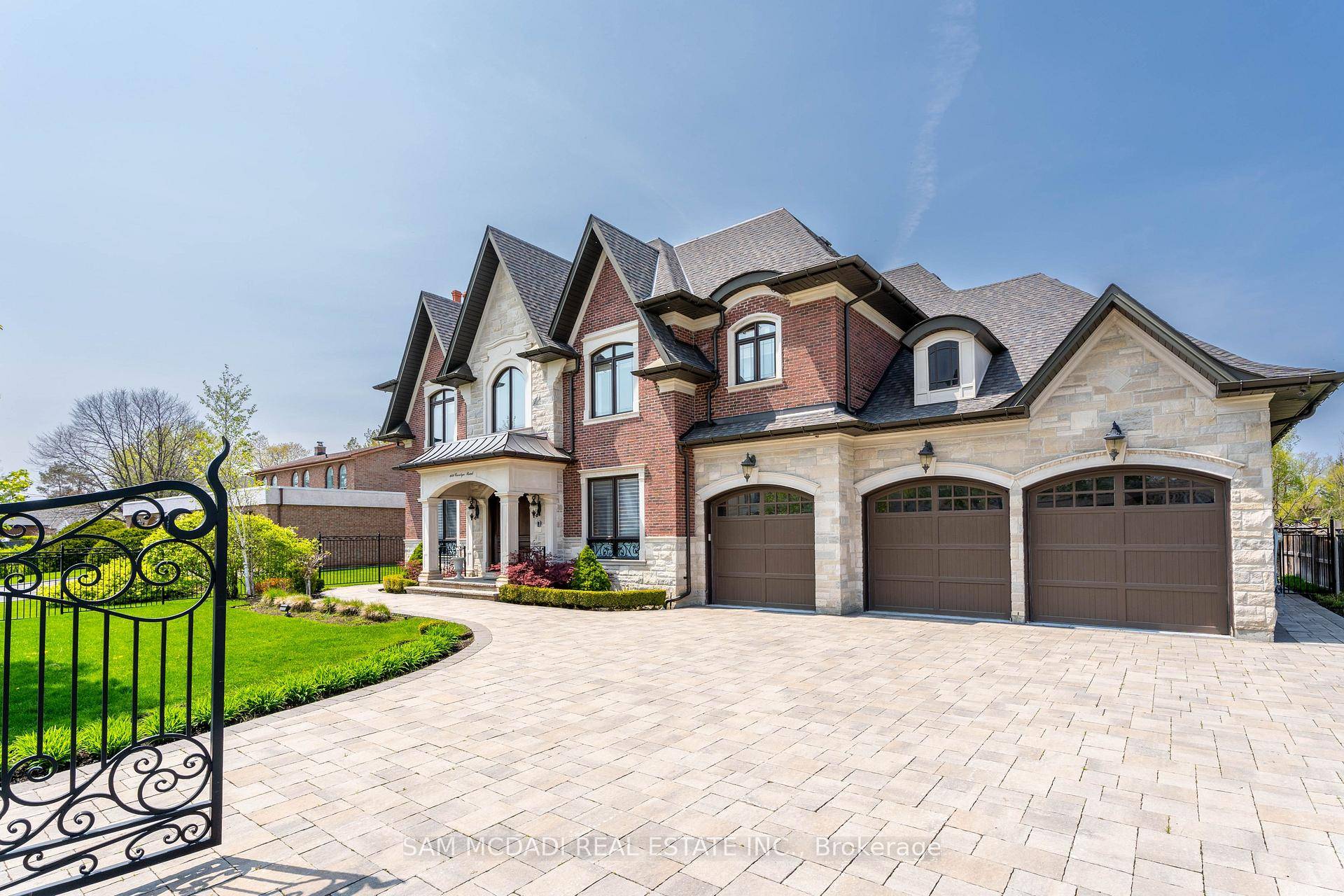 Luxury residence in the desirable East Credit neighbourhood situated on a 87 x 173.