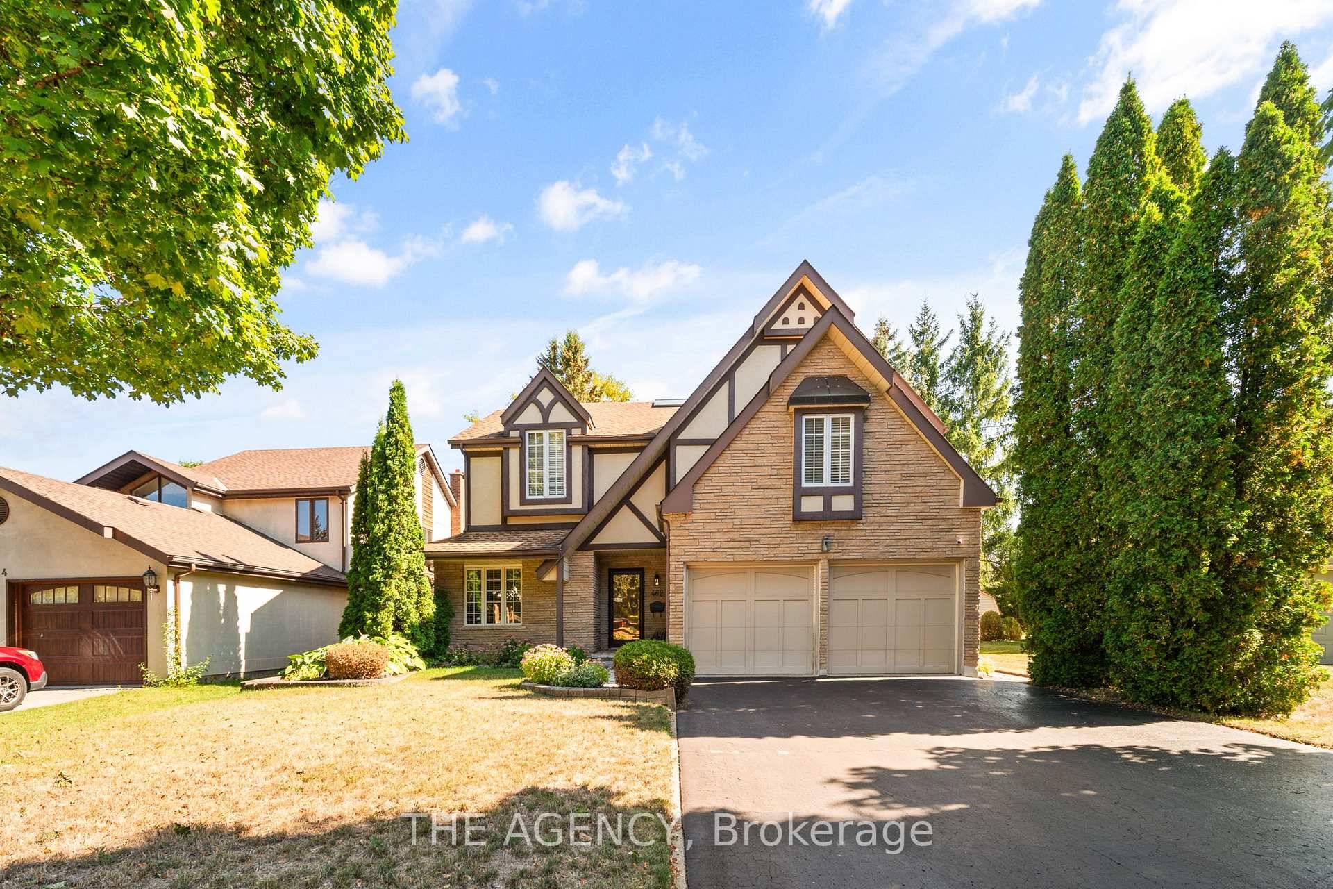Located in the prestigious and sought after Beechwood West community of Waterloo, this 3 bedroom, 4 bathroom home offers a fantastic floor plan, an abundance of natural light, and endless ...