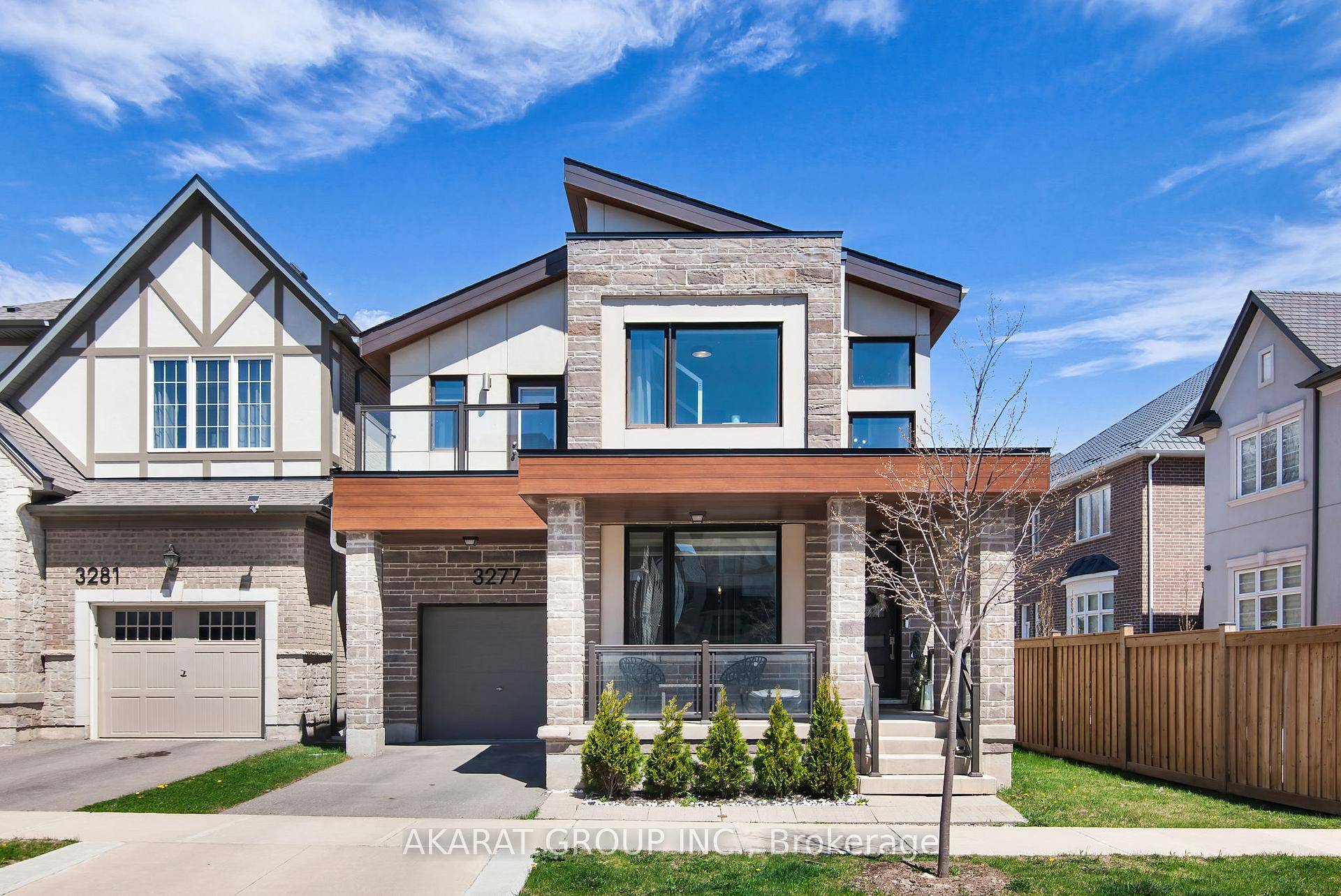 Stunning Executive Furnished Home in The Preserve neighbourhood of Oakville.
