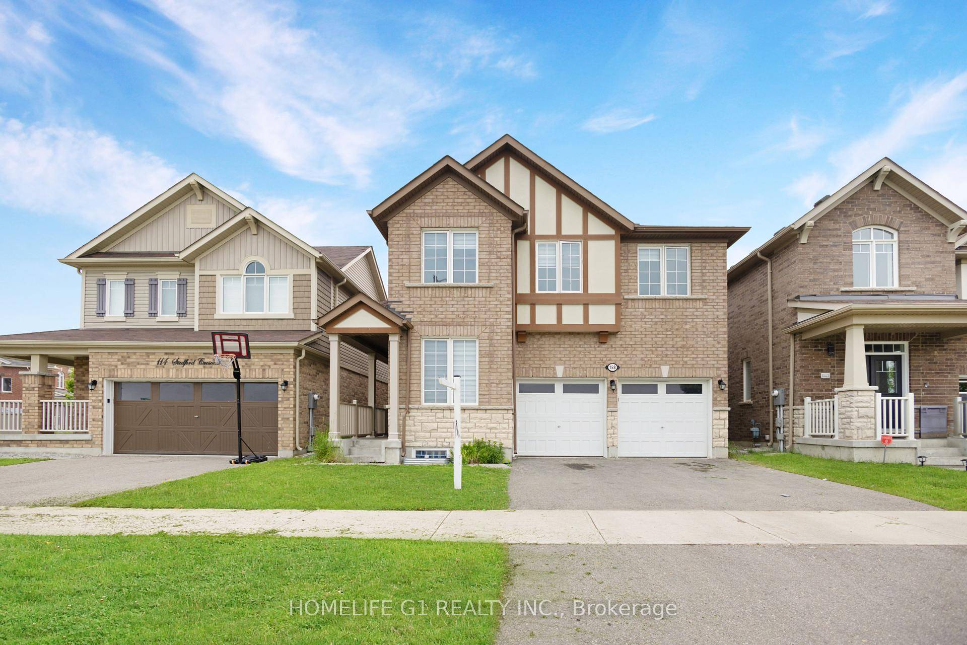 Welcome to 158 thornbush, 2017 built, No house at front.