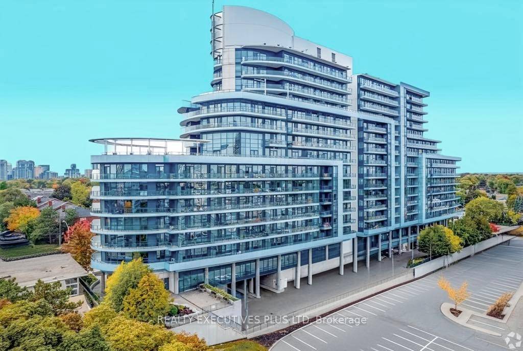 Welcome to Arc Condos at 2885 Bayview Avenue, a beautifully maintained and spacious suite in the heart of the Bayview Village community.