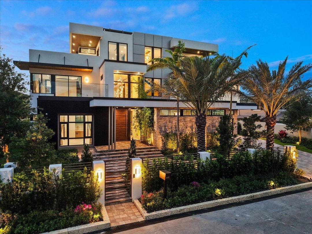 Discover unparalleled modern waterfront luxury in this magnificent New Construction Estate located in the prestigious Las Olas Isles of Fort Lauderdale !