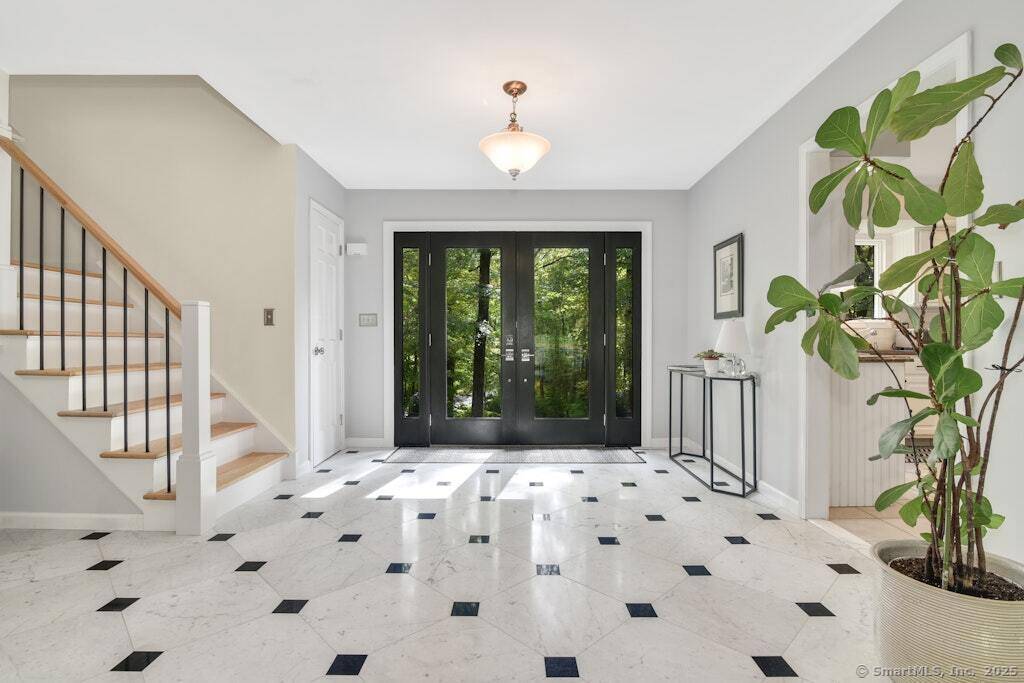 63 Lounsbury is a house you'll always be happy to come home to !