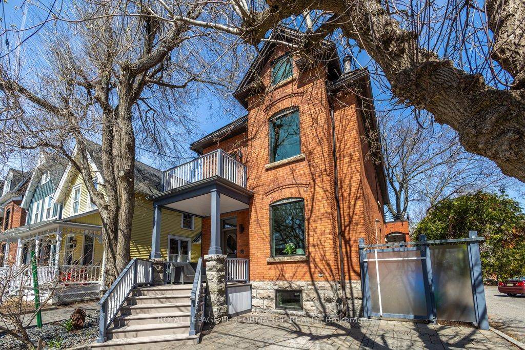 A rare convergence of historic soul and modern engineering, this architectural masterpiece arrives on the market for the first time in 27 years.