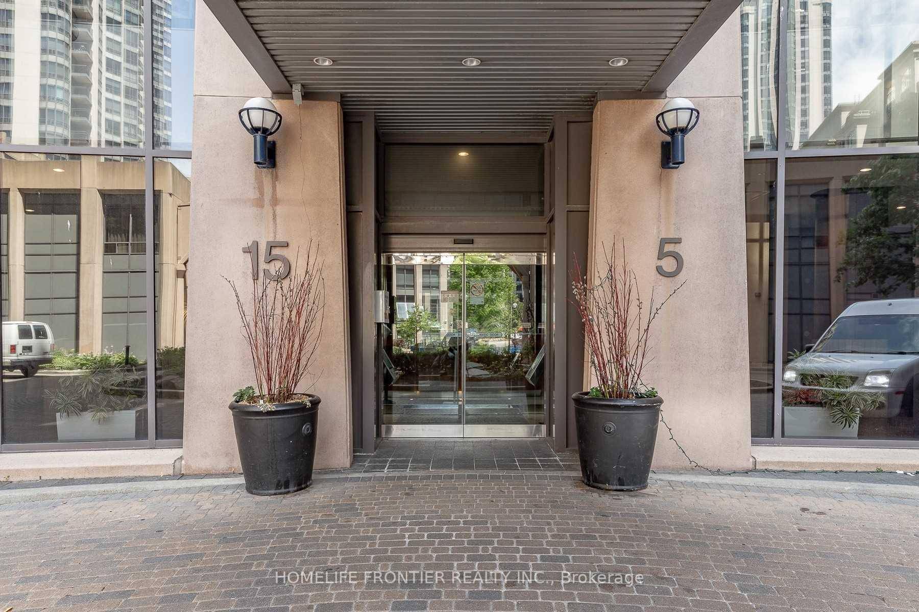 Luxury Tridel Built Condo Close To Finch Subway Station, Restaurants, Shops And Entertainment.