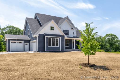 MOVE IN 2026 TO BE BUILT The Waramaug by EG Home, CT's Home Builder of the Year GPS Green Valley Lakes Rd to visit !