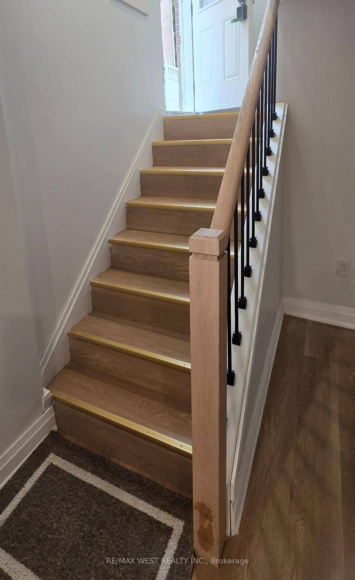 Brand New Legal Basement Apartment in Prime Willowdale !